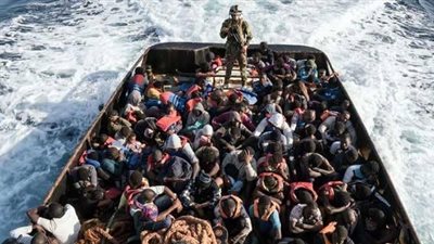 إسبانيا تعلن إنقاذ نحو 800 مهاجر خلال 24 ساعة