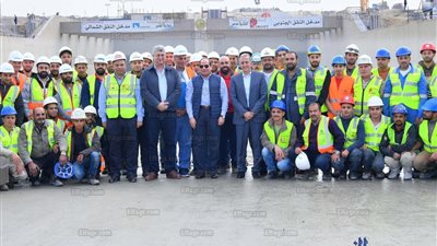 الرئيس السيسي يتفقد مشروع أنفاق قناة السويس بالإسماعيلية 