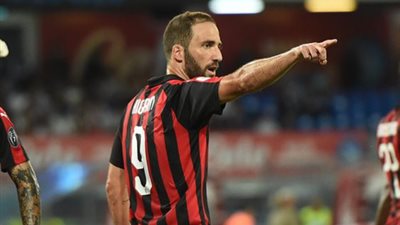 الاتحاد الإيطالي يصدم ميلان ويرفض استئناف هيجواين