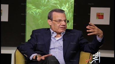 أتذكر من الصحافة الجيد وعثرت على مذكرات صلاح أبو سيف بالصدفة.. أقوى تصريحات عادل حمودة لمنى الشاذلي