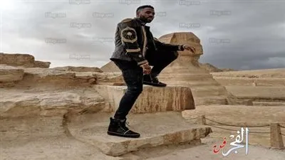 المغني العالمي جيسون ديرولو من أمام الأهرامات: 