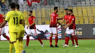 تدريبات تأهيلية لرباعي الأهلي في مران اليوم