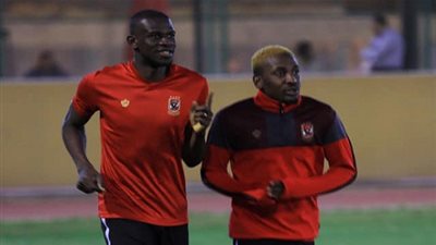 كوليبالي يكتفي بالجري وأجايي يواصل تنفيذ برنامجه في الأهلي