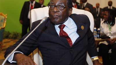 تدهور الحالة الصحية للرئيس الزيمبابوي السابق روبرت موجابي