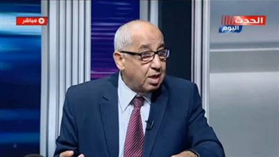 علي عوف: لا توجد رؤية لصناعة الدواء في مصر