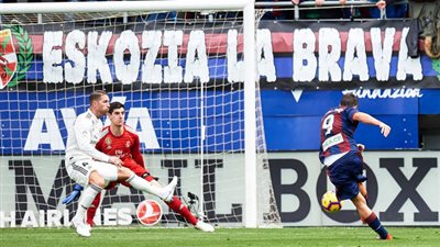 أداء مخيب.. ريال مدريد يتلقى أول صفعة تحت قيادة سولاري بثلاثية مذلة