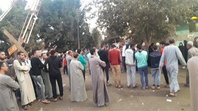 عاجل.. تجمع أهالي قرية بشتامة لتشييع جثمان ضحايا 