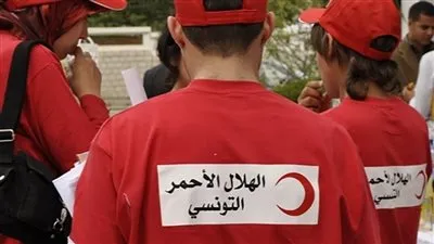 الهلال الأحمر يدير قافلة صحية متعددة الاختصاصات إلى عمق المهدية