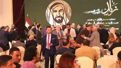 مكرم محمد أحمد: لا يوجد حاكم عربي تميز بالفراسة مثل الشيخ زايد (صور)