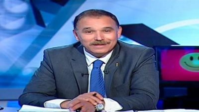 برلماني يستنكر رفع اسم شهيد من على لافتة مدرسة بحلوان 