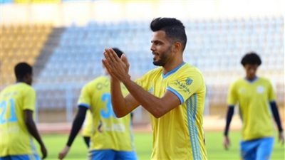 فييرا يمنح لاعبي الإسماعيلي 3 نصائح فنية قبل مباراة بطل بوروندي