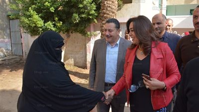 محافظ دمياط للطالبة بسملة: 