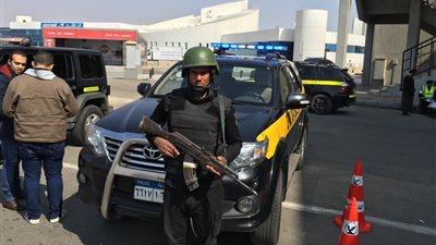 مدير المرور يوجه بشن حملات على الطرق السريعة (صور)