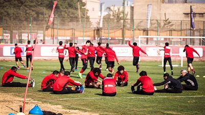 محمد يوسف يركز على الجانب البدني في مران الأهلي