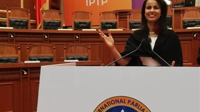 ماريان عازر تعرض خطة عمل الشباب والمرأة في مشاركتها بالبرلمان الدولي للتسامح