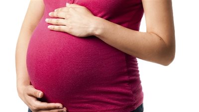 للحوامل.. أضرار سيئة لتناول الشاي والقهوة على جنينك