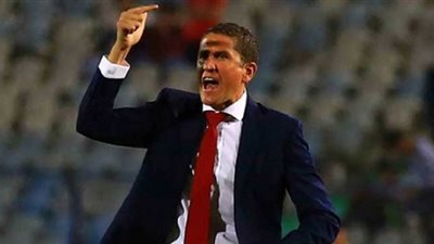 إلى الحالمين بجاريدو.. الأهلي مع الخواجة.. طرق لعب كثيرة ودفاع مهلهل