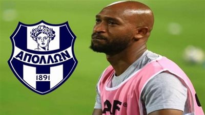 شيكابالا يؤجل العودة إلى مصر طمعا في الدولارات