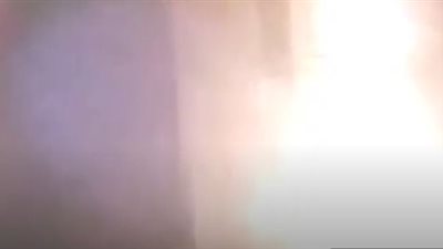 النيران تلتهم 