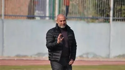 استقالة هشام زكريا من تدريب الجونة