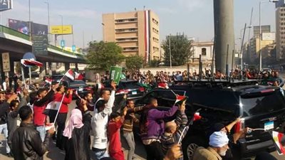 استقبال موكبه بالهتافات.. أبرز المشاهد من زيارة 