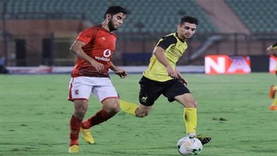 محمد يوسف يعنف ناصر ماهر