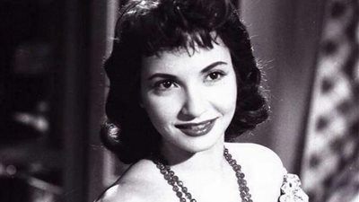 استشهد حبيبها الأول وصفعها عماد حمدي.. ما لا تعرفه عن دلوعة السينما المصرية في ذكرى وفاتها