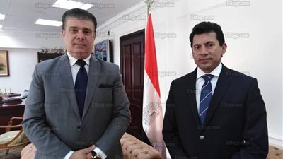 'الوطنية للإعلام' تستقبل وزير الشباب لبحث التعاون المشترك