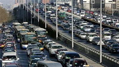 كثافات مرورية بالمنيل إثر تعطل ميني باص 