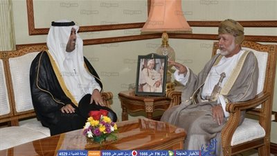 رئيس البرلمان العربي يبحث أوضاع المنطقة مع وزير خارجية عمان