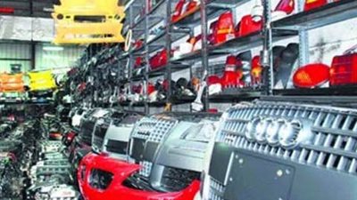 ضبط 133 قطعة غيار سيارات مجهولة المصدر بالإسكندرية