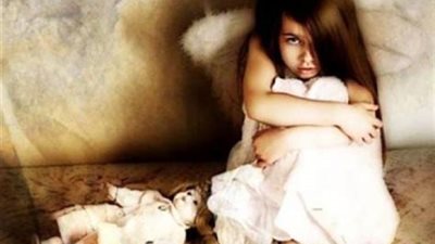 النيابة تأمر بعرض البنت المغتصبة من والدها على الطب الشرعي 