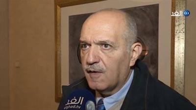 خبير يكشف أسباب تفاقم الأزمة الاقتصادية في لبنان