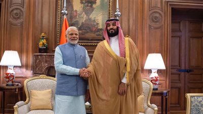 عاجل.. ولي العهد السعودي يلتقي برئيس الوزراء الهندي