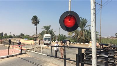 حبس عامل مزلقان 