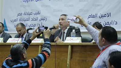 نقيب الصيادلة: رفعنا معاش الأعضاء باتحاد المهن الطبية إلى 800 جنيه بعد أن كان 500 (فيديو)