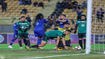الهلال يتأهل إلى ثمن نهائي كأس زايد بعد الفوز على النفط العراقي