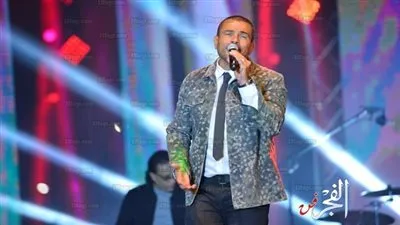 عمرو دياب يشعل كايرو فيستيفال بحضور الآلاف من معجبيه (صور)