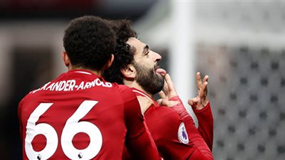 محمد صلاح يعادل 3 أندية.. ماذا قدم الفرعون المصري هذا الموسم؟