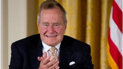 عاجل.. وفاة الرئيس الأمريكي الأسبق جورج بوش الأب عن عمر يناهز 94 عاما