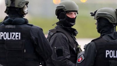 الشرطة الألمانية تفتش مكاتب أعضاء مجلس إدارة دويتشه بنك