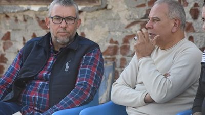 والد محمد صلاح يحضر مباراة عثماسون ومالية كفر الزيات بالقسم الثالث