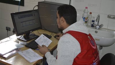 رئيس مدينة كفر الشيخ يتفقد مقار 100 مليون صحة ويوجه بحل المشاكل 