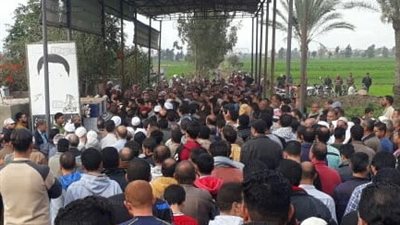 جنازة شعبية لشهيد العمل في السعودية بمسقط رأسه بدمياط (صور) 