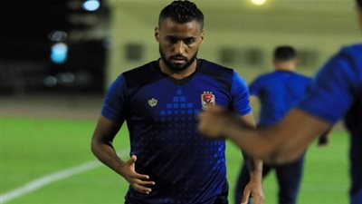 غدا.. أشعة لحسام عاشور في الأهلي لتحديد إصابته