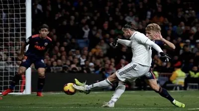 أهداف مباراة ريال مدريد وفالنسيا في الدوري الإسباني (فيديو)