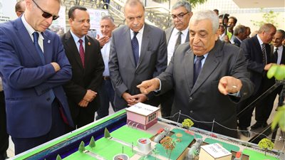 محافظ قنا: تطوير الري الحقلي استفاد منه 8 الآف أسرة وكلف 100 مليون جنيهًا