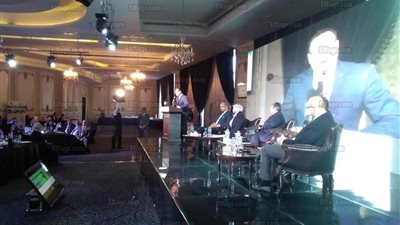 محافظ الإسكندرية: إنشاء خط مترو سريع من أبو قير لبرج العرب (صور)