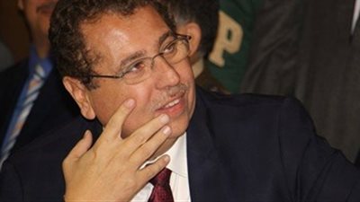 برلماني: إزالة الملاعب القائمة على الأراضي الزراعية سيزيد الإدمان