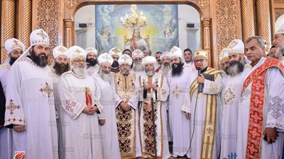 تدشين كنيسة العذراء مريم وأبو سفين بمنيا القمح (صور)